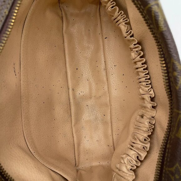 Authentic Louis Vuitton Monogram Trousse Toilette 28 Clutch Bag LC186-121525 - Picture 13 of 16